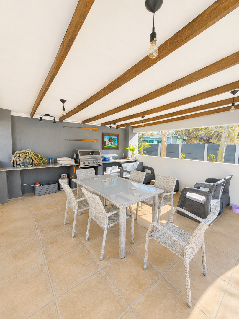 4 Bedroom Property for Sale in Flamwood North West